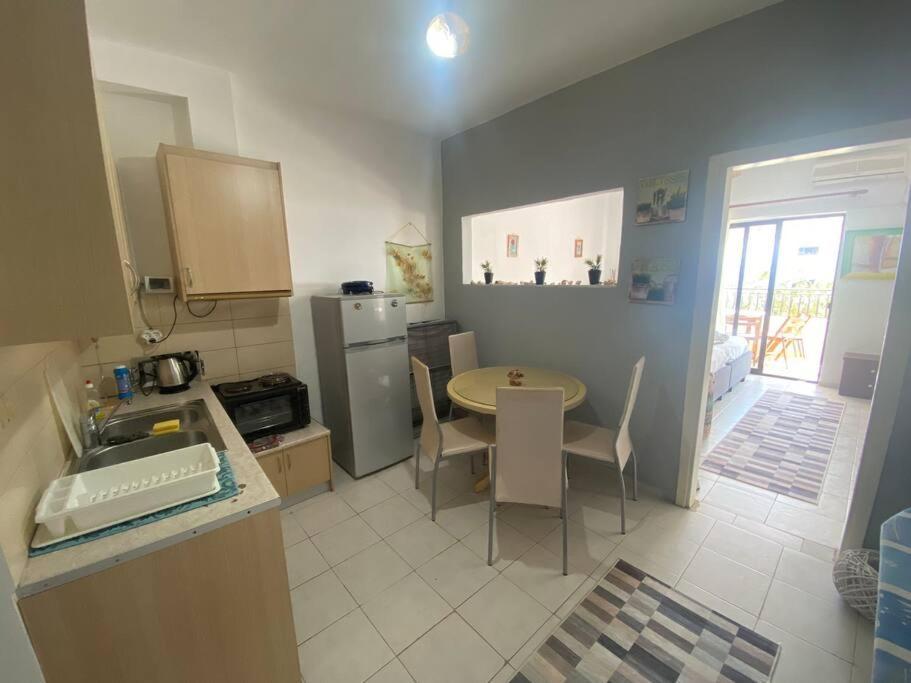 Deep Blue Apts Apartament